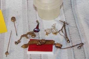 lot 151 image: Vintage Jewelry Lot with Brooches, Chains, and Accessories