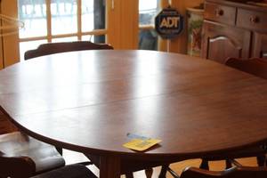 lot 154 image: Wood Dining Table with 4 Spindle-Back Chairs