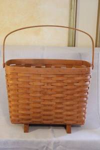 lot A-168 image: Longaberger Handwoven Basket with Handle and Wood Feet