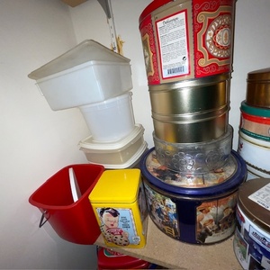 lot 327 image: Collection of Vintage Decorative Tins and Glass Jars