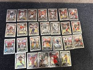 lot 13 image: Large Lot Of Nfl Football Cards