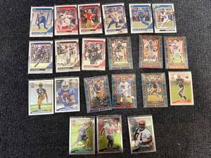 lot 19 image: 21 Nfl Football Cards