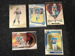 lot 45 image: 5 Los Angeles Chargers Football Cards