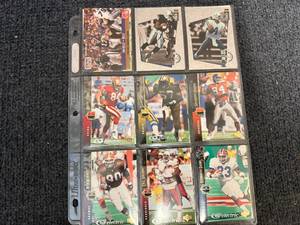 lot 51 image: Page Of 18 Nfl Football Cards