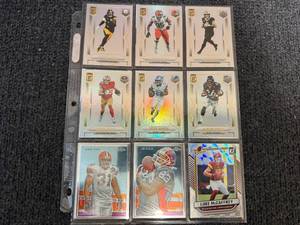 lot 52 image: Page Of 18 Nfl Football Cards