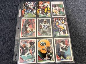 lot 60 image: Page Of 18 Nfl Football Cards