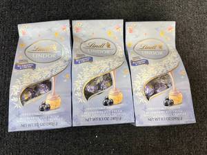 lot 243 image: 3 Bags Of Lindt Lindor Blueberry And Cream Truffles