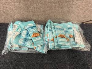 lot 188 image: Cashews