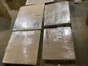 lot 103 image: LOT OF 4 Packs Of Brown Boxes