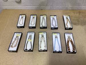 lot 448 image: LOT OF 10 Phone Crossbody & Wristlets Universally Fits Any Phone Case