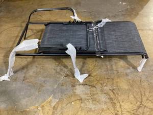 lot 194 image: Outdoor Patio Lounge Chair 72x27