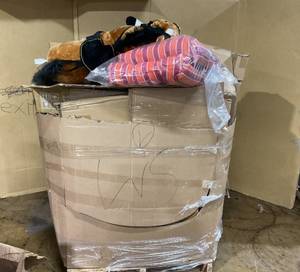 lot 909 image: Miscellaneous Pallet Of Wholesale Items