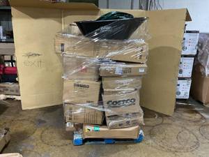 lot 913 image: Miscellaneous Pallet Of Wholesale Items