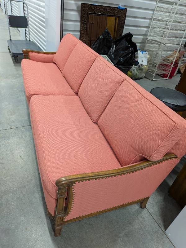 lot 35 image: Vintage French Provincial Sofa Couch Pink Coral Upholstery Carved Wood
