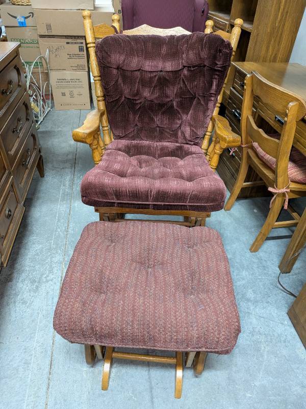 lot 37 image: Wood Glider Rocker Chair and Ottoman Set Tufted Maroon Cushions