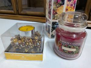 lot 47 image: Lot of 3 Branded & Decorative Holiday Scented Candles (Yankee Candle, White Barn)