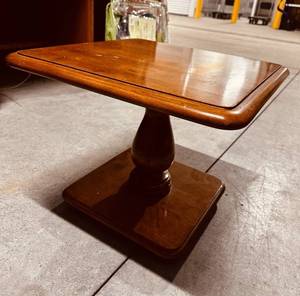 lot 71 image: Vintage Square Wood Pedestal Side Table