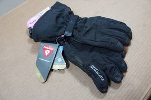 lot 26 image: Clam Ice Armor Womens Extreme Gloves - 2XL