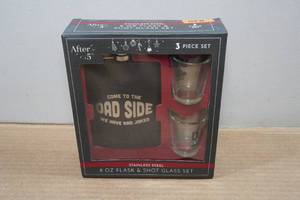 lot 114 image: After 5 Three Piece Shot Glass Set