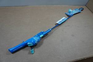 lot 153 image: Realtree Tangle Free Kids Fishing Rod