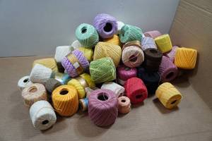 lot 158 image: Mercerized Cotton Thread