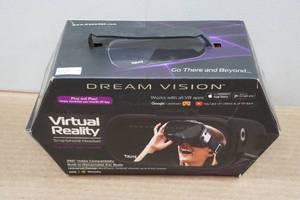 lot 159 image: Dream Vision Virtual Reality Smartphone Headset