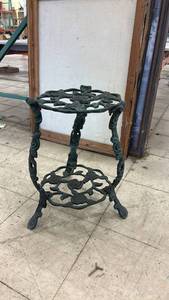 lot 36 image: Vintage Cast Iron Plant Stand with Rose Motif