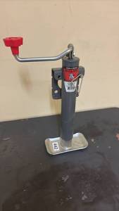 lot 442 image: Bulldog 150401 Trailer Jack with Handle