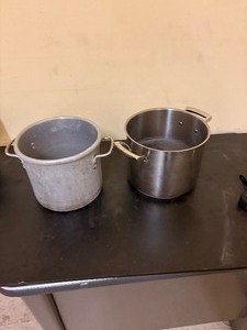 lot -49 image: cooking pots