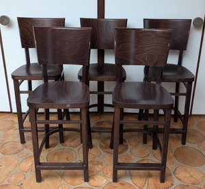 lot 15 image: ML - Set of 5 Wood Counter Height Stools with Backs