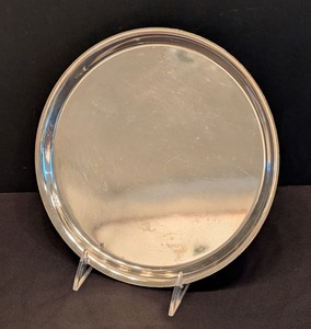 lot 88 image: LL -Vintage International Sterling Silver Plate 9.25 Inch