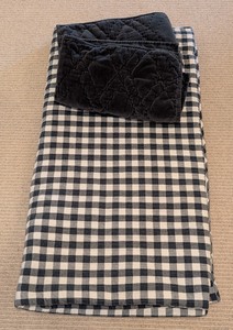 lot 111 image: LL - King Size Green Plaid Comforter with Green Velvet Pillow Cases