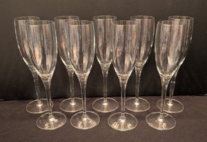 lot 116 image: LL - Set of 9 Clear Champagne Flutes 9 Inch Tall Glasses