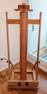 lot 132A image: ML - Richeson Dulce Model 840200 Adjustable Wood Easel