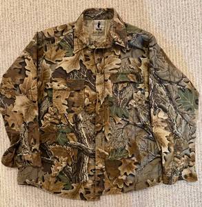 lot 137H image: LL - Galyans Camo Jacket, Approximate Size Large to XL