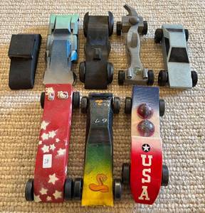 lot 139H image: LL - Lot of 8 Wooden Pinewood Derby-Style Race Cars, Up to 7 Inches Long