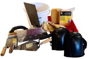 lot 166H image: LL - Lot of Painting and Masonry Hand Tools