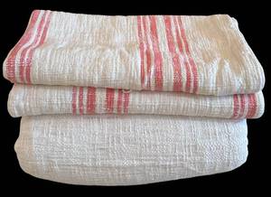 lot 187H image: LL - John Robshaw Nadi King Size Quilt with 2 Large Cotton Shams