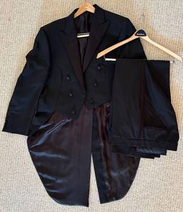 lot 210H image: LL - Hickey Freeman Full Dress Tails Suit 44R Jacket 38W Pants Black Wool
