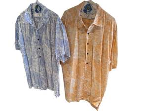 lot 29D image: Pair of Saltaire XL Short-Sleeve Button-Up Shirts