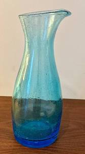 lot 74DD image: Hand Blown Blue Glass Wine Carafe, 12 Inch