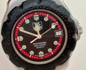 lot 104D image: TAG Heuer Professional 200 Meters Stainless Steel Quartz Watch