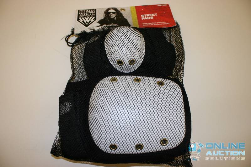lot 223 image: Shaun White Street Pads Guards for Skating SmMd.