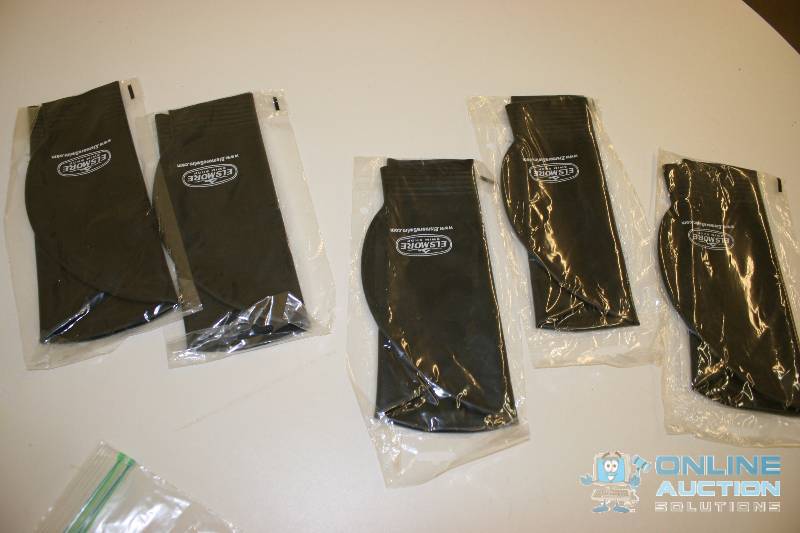 lot 251 image: Lot of (5) Elsmore Swim Shop Swimming Caps Black.