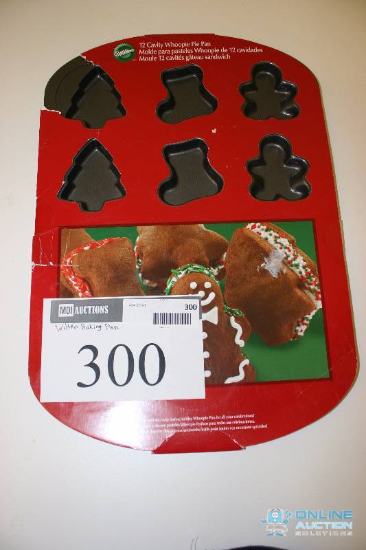 lot 300 image: 12 Cavity Whoopie Pie Pan.