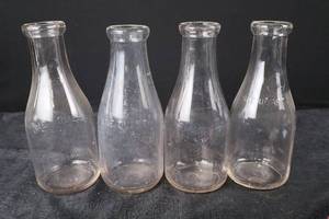 lot 383 image: Glass Bottles - 4-Pack One-Quart