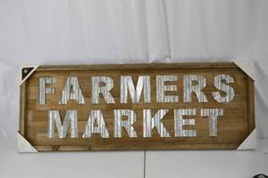lot 418 image: Farmers Market Wood Sign - Fetco Home Decor