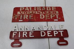 lot 472 image: Fire Dept Sign Lot - Palisade Volunteer Fire Dept & Annandale Fire Dept