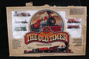 lot 4 image: The Old Timer Train Set - Bachmann