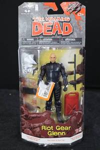 lot 24 image: Riot Gear Glenn - McFarlane Toys